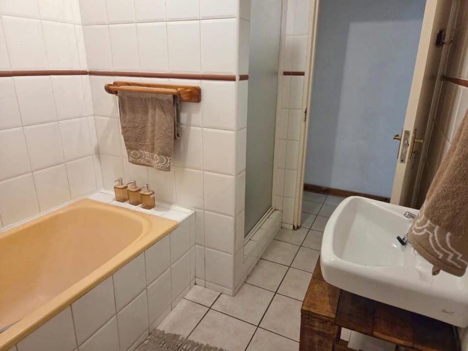 Bathroom, Bath