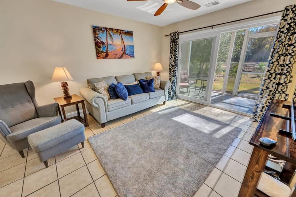NEW! Large 2BR Pools River Oaks Golf Hot Tubs House in Carolina Forest