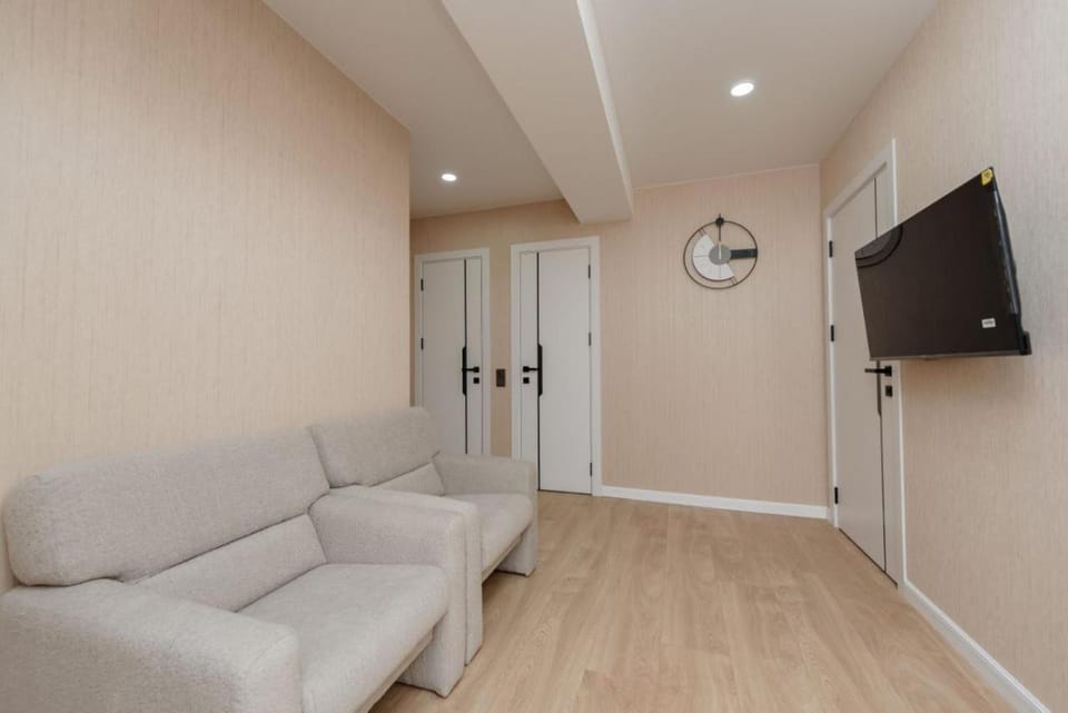 Quiet Center Apartment in Chișinău