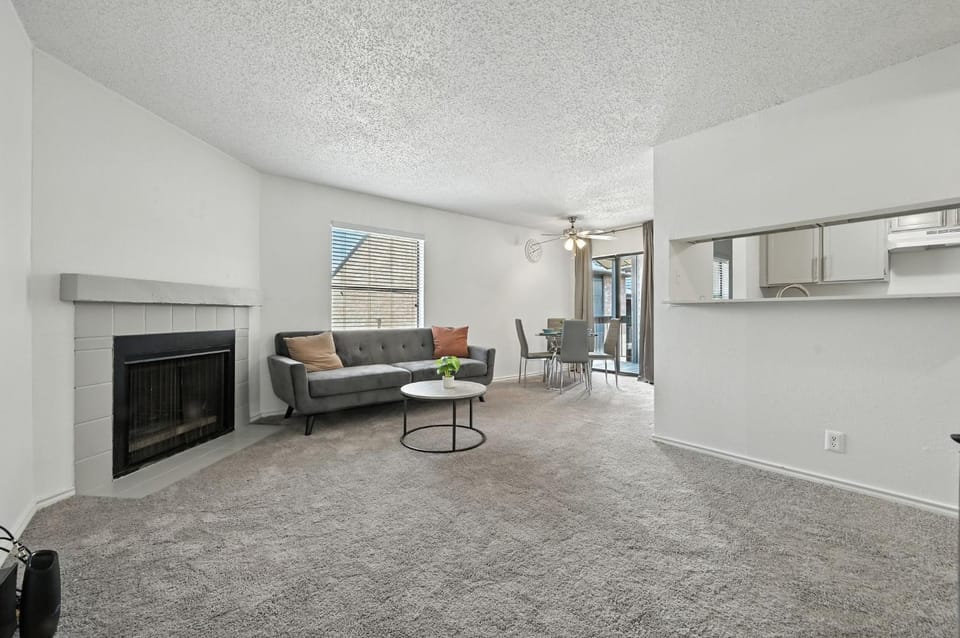 Mueller Flats 1221 I Spacious 2 bed 2 Bath Apartment in Austin