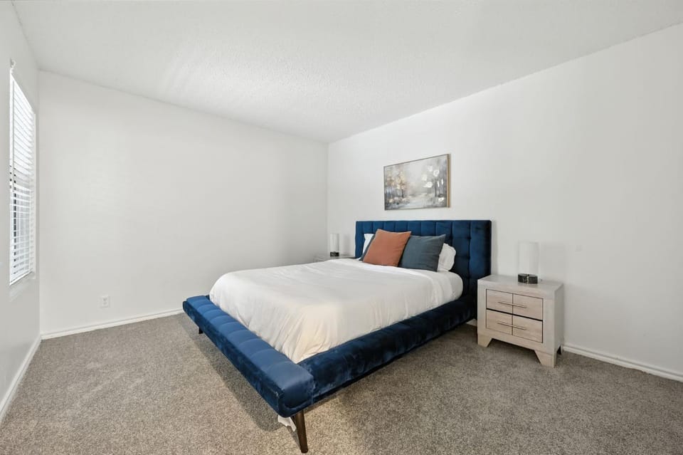 Muelller Flats Spacious 2 Bed 2 Bath Apartment in Austin
