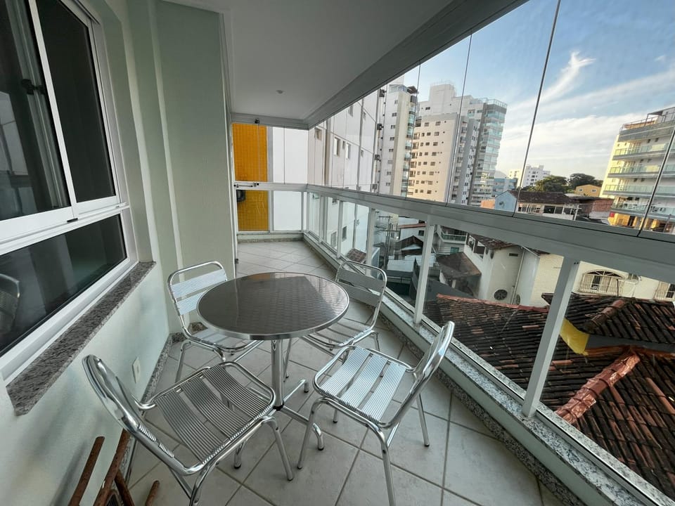View (from property/room), Balcony/Terrace, City view
