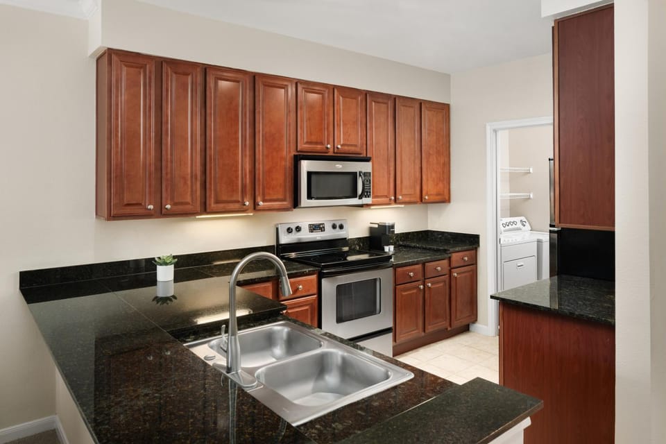 Kitchen or kitchenette, oven, stove