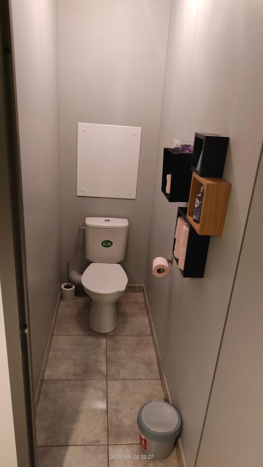 Toilet