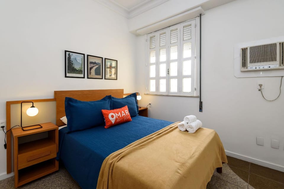 1BDR, 1 minute from Copacabana Beach | PF 31/908 Apartment in Rio de Janeiro