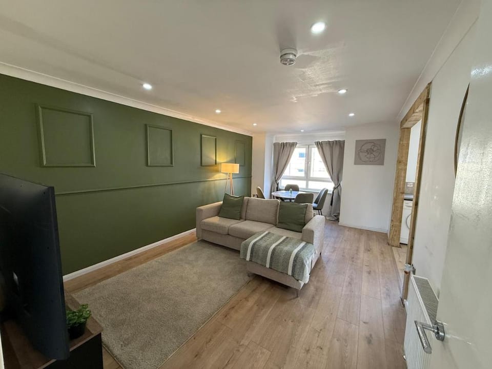 Luxurious 2BR, 8 mins from centre Apartment in Glasgow
