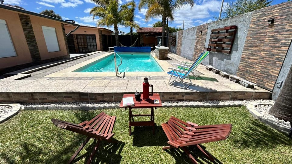 Property building, Patio, Garden