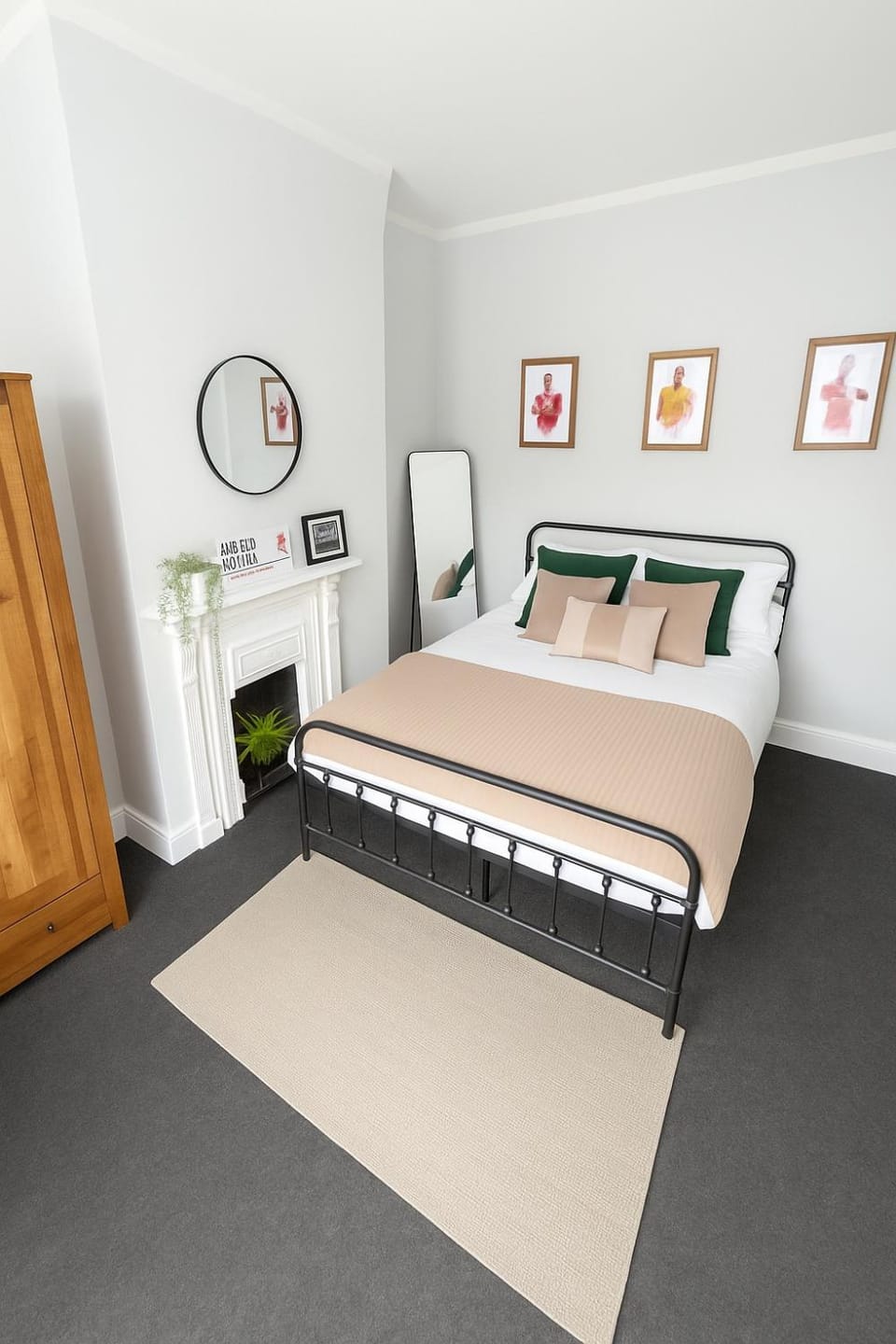 Liverpool Escape - 5 min walk to LFC Stadium, Sleeps 8, free parking, newly renovated home House in Liverpool