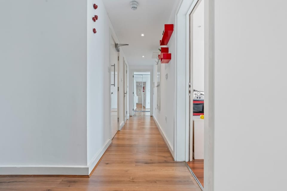 Fabulous Stays Perfect Long in City Centre Stay Smart Tv Each Room FREE WiFi AND Parking Apartment in Nottingham