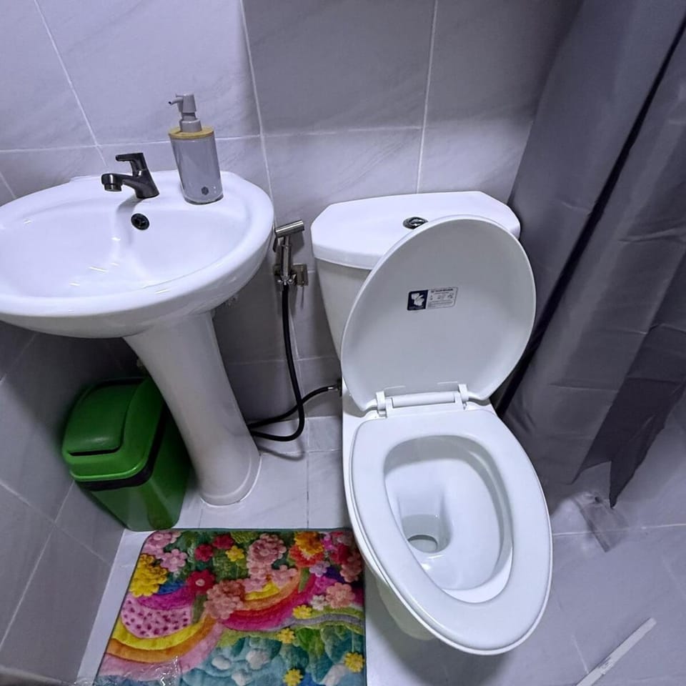Apartment Relaxing Modern Vintage near the airport Apartment in Lapu-Lapu City
