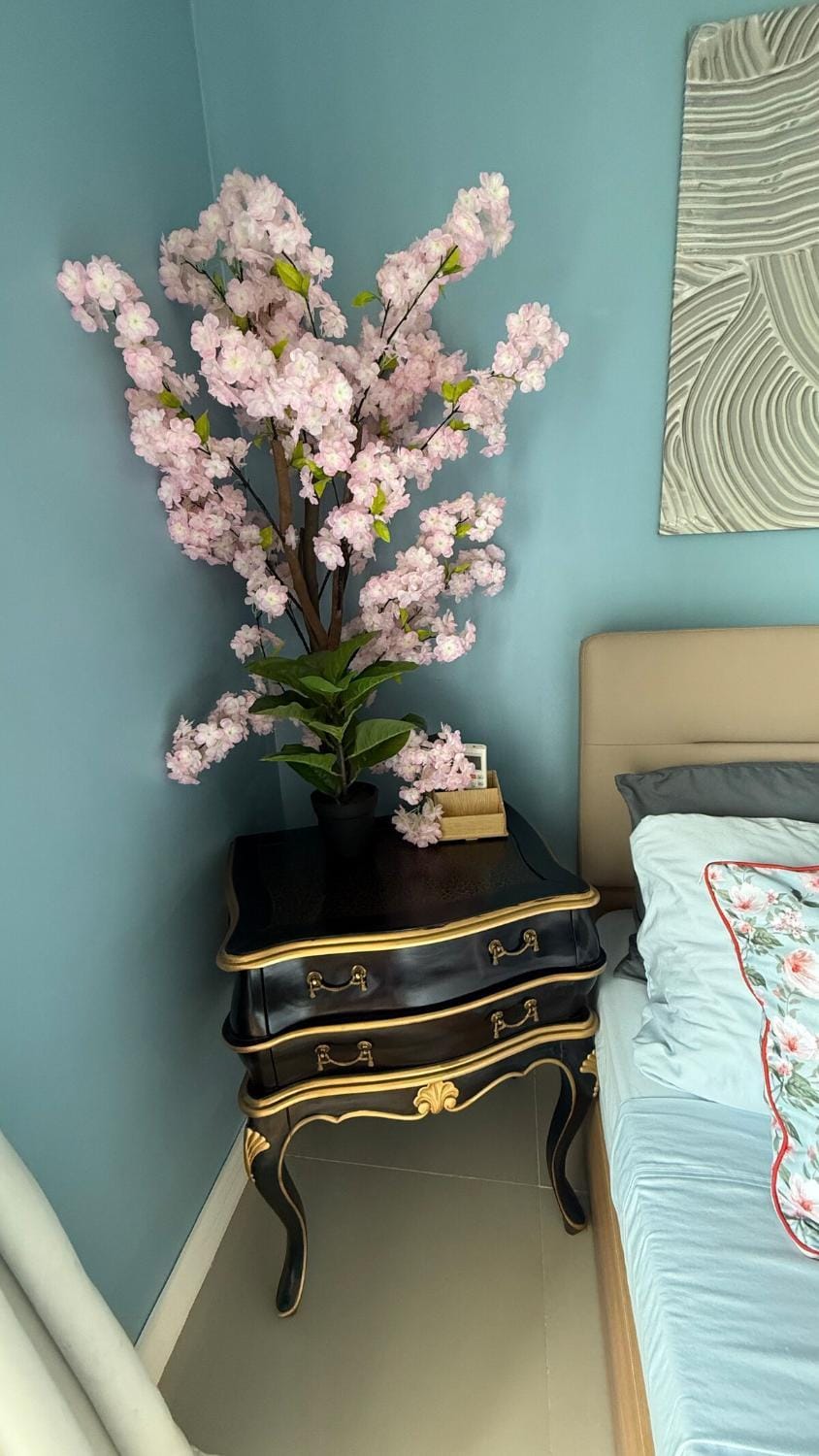 Apartment Relaxing Modern Vintage near the airport Apartment in Lapu-Lapu City
