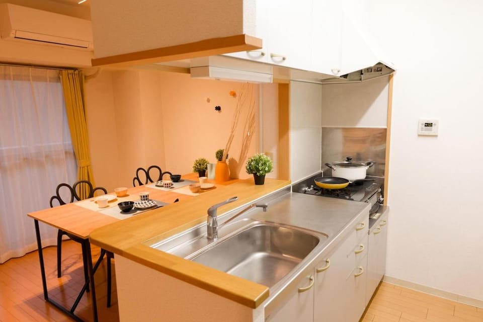 SN2B おしゃれな部屋で家族団欒 大須商店街徒歩10分 8人可 Fashionable room for family gatherings Osu Shopping Street 10 min walk 8 people can stay Apartment in Nagoya