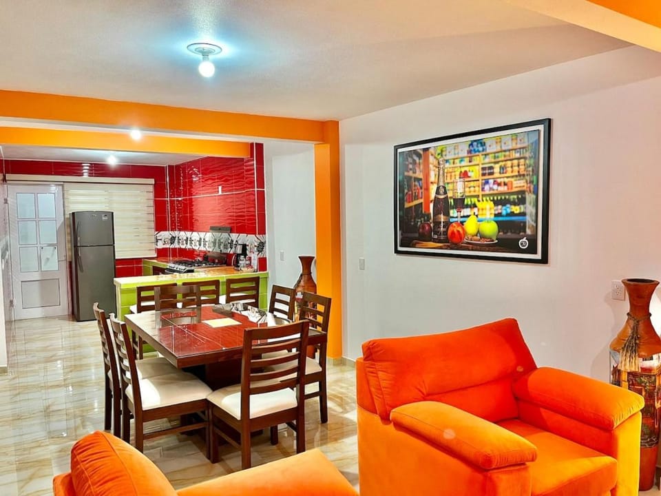 Living room, Dining area