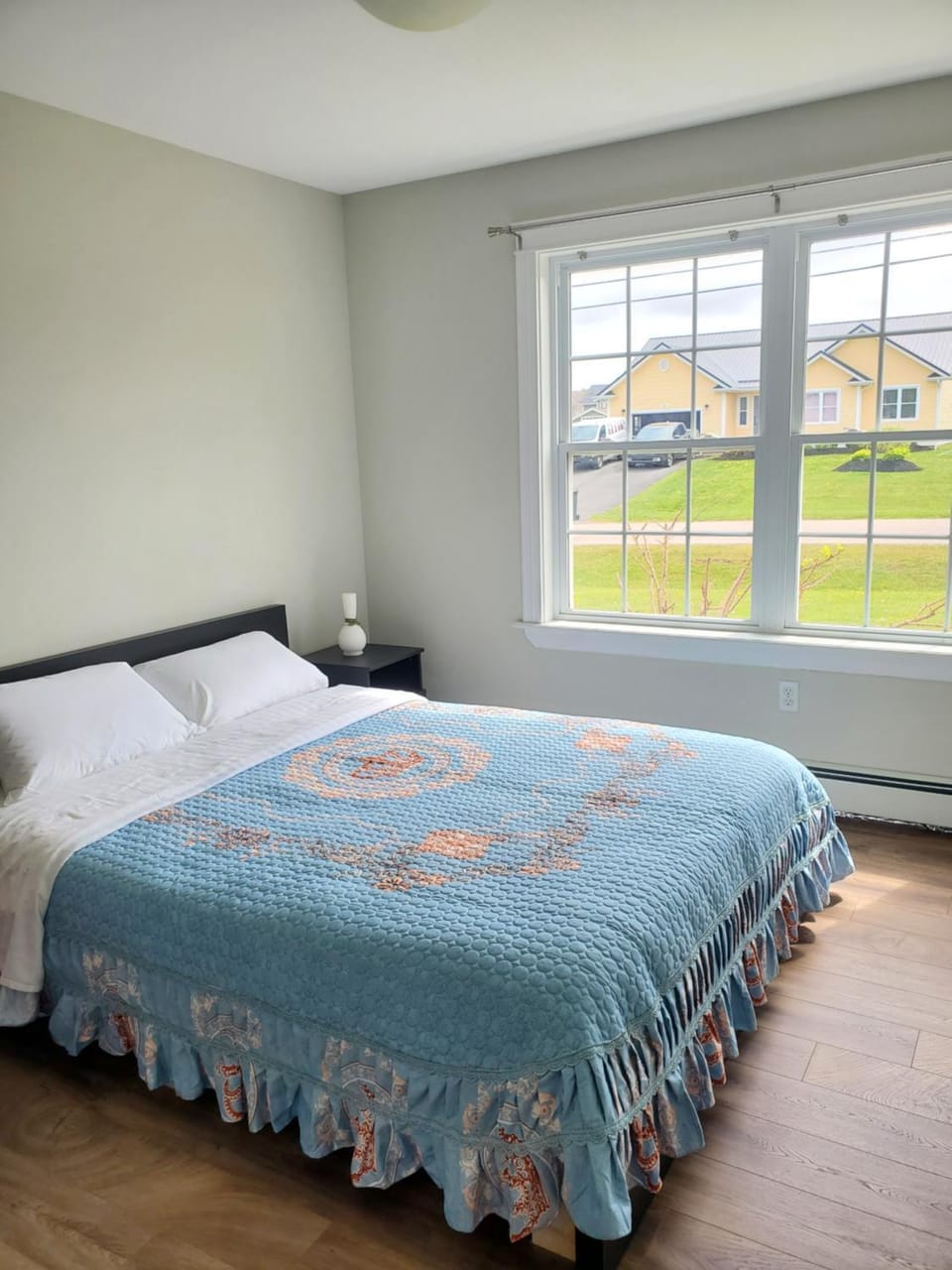 M&Y WARM Inn Villa in Prince Edward County