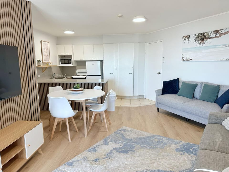 Surfers Paradise Beach Holiday Apartments Apartment in Surfers Paradise