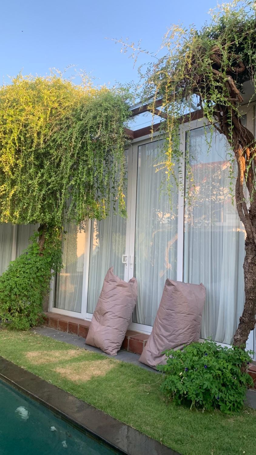 Villa Balinese & Cooking class agency Nanny Tour Travel Villa in North Kuta