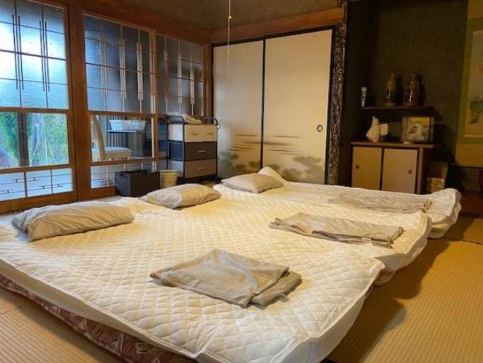 昭和神ヶ谷ハウス Bed and Breakfast in Aichi Prefecture