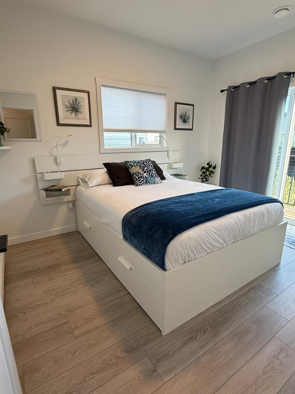 Bed, Bedroom