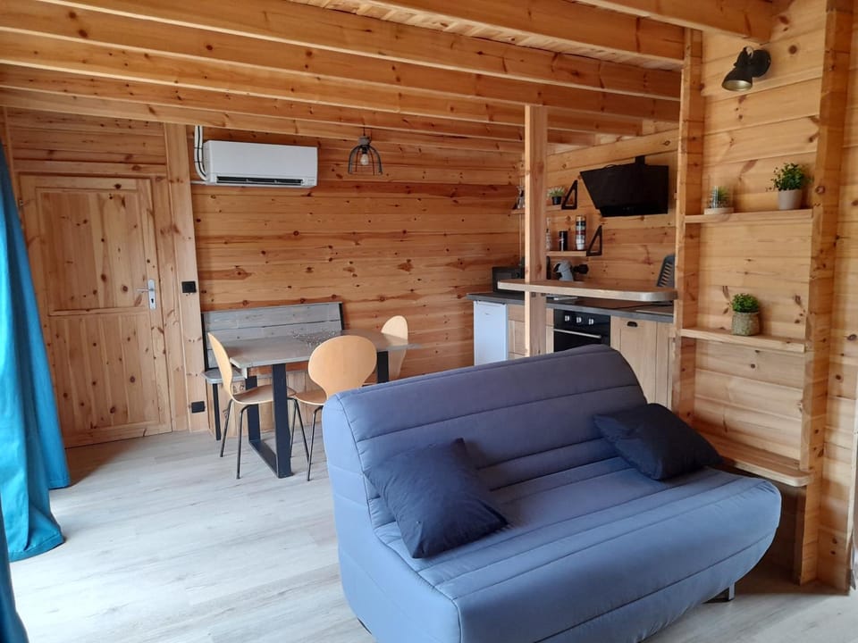 Le verger de Togne chalet 1 Chalet in Bourgogne-Franche-Comté