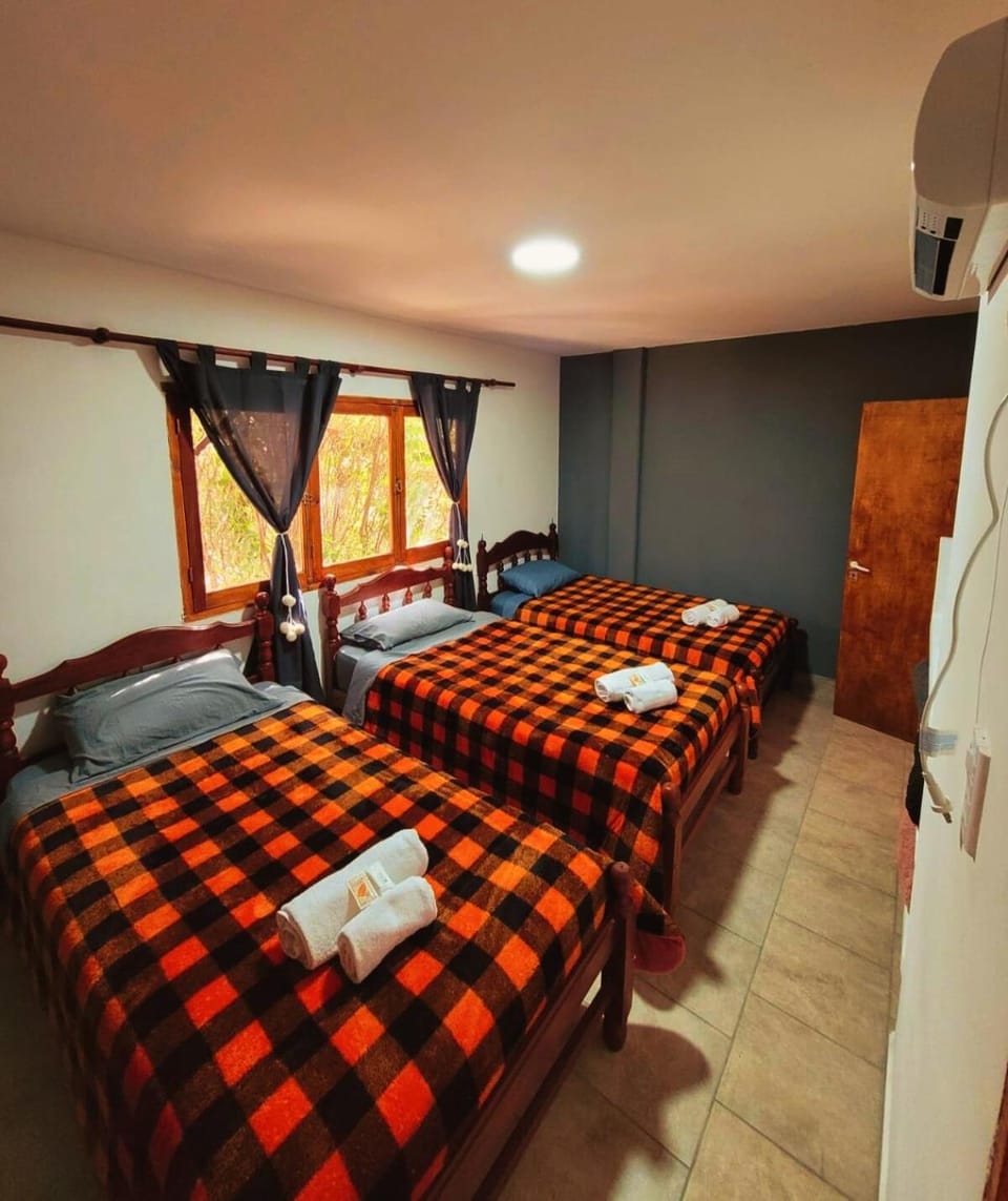 Bed, Guests