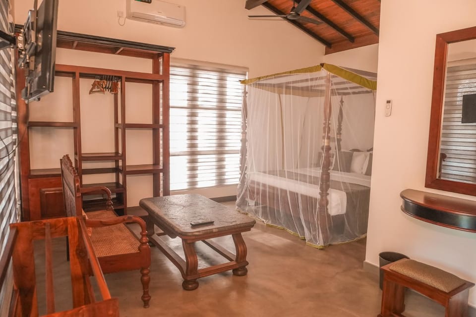 Bedroom, air conditioner