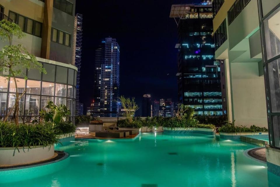 Trizen,City & Port View Luxury Apartment in Colombo Apartment in Colombo