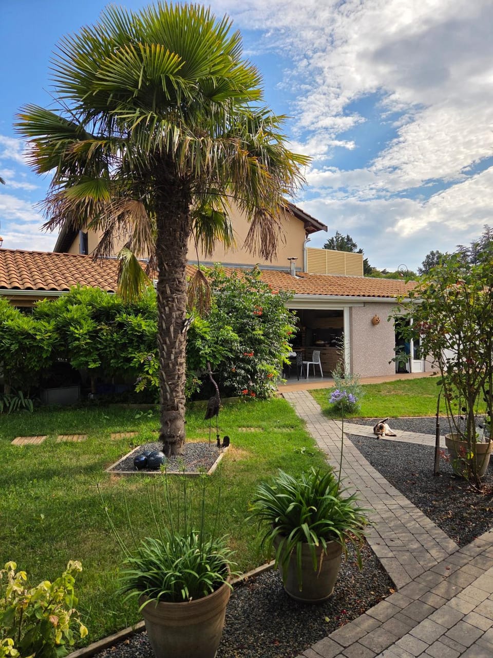 Property building, Garden