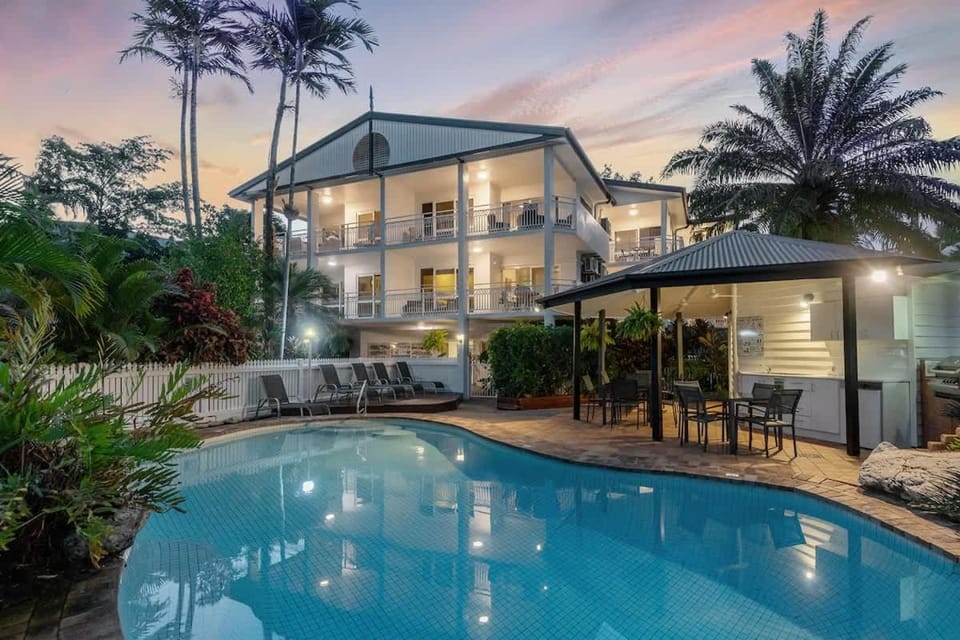 13 Garrick House Port Douglas Penthouse Apartment in Port Douglas