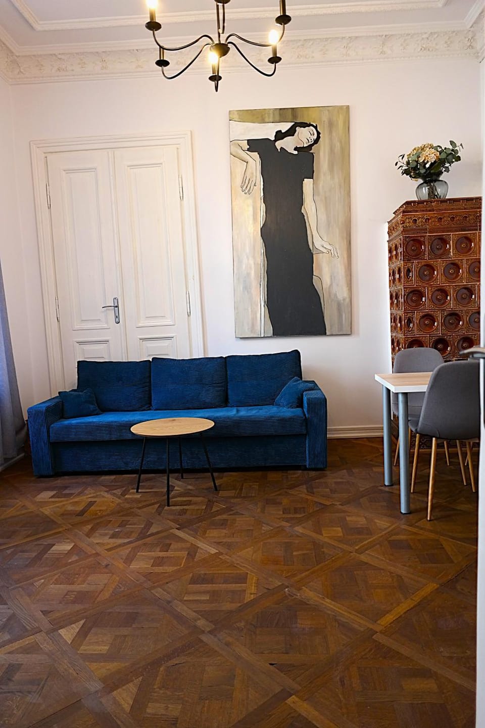 Communal lounge/ TV room, Living room, Seating area