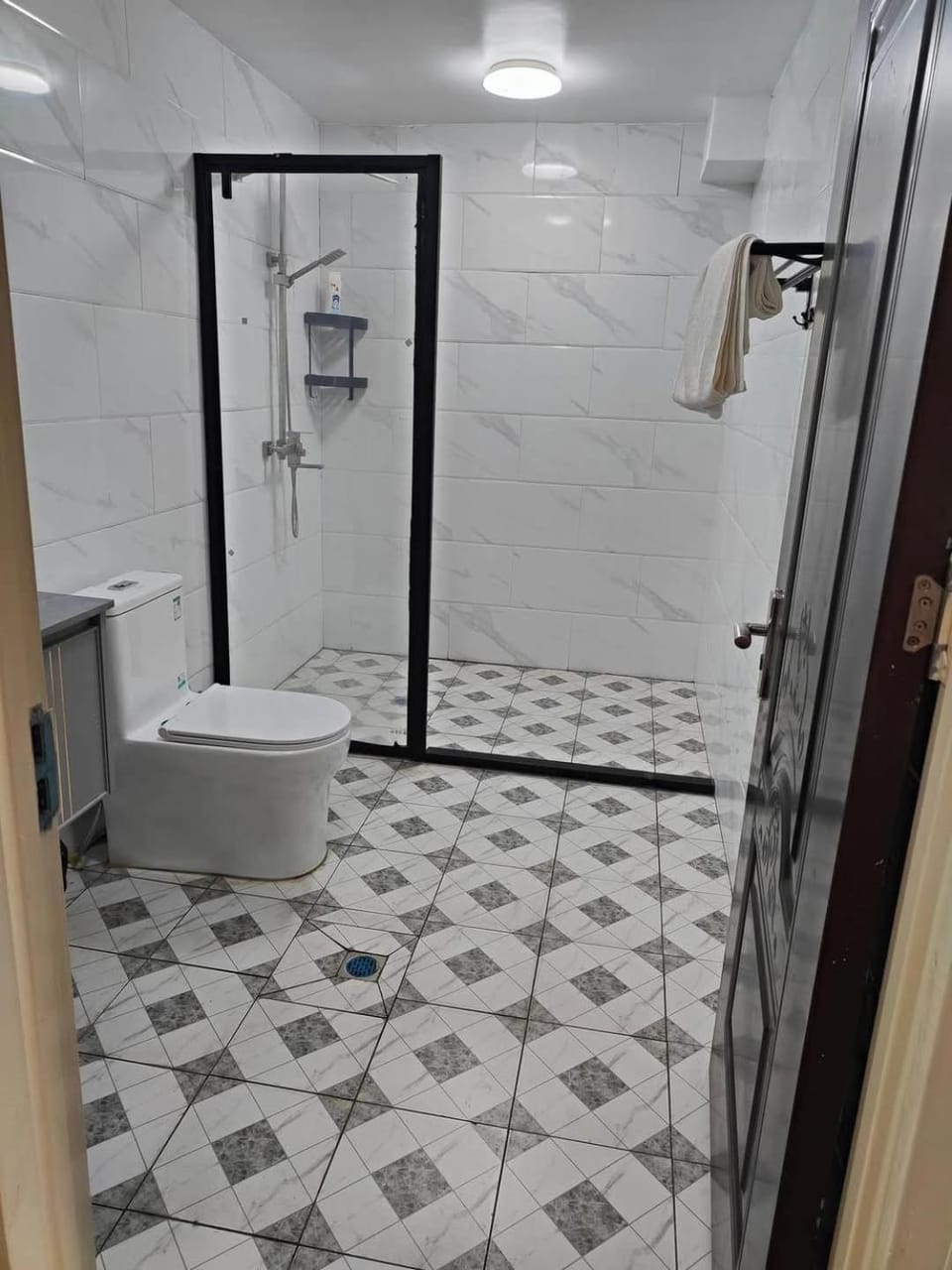 Apia 1bedroom Studio, 2 Queen beds 5 min to Apia, AC, Wi-fi, kitchen 209 Apartment in Apia