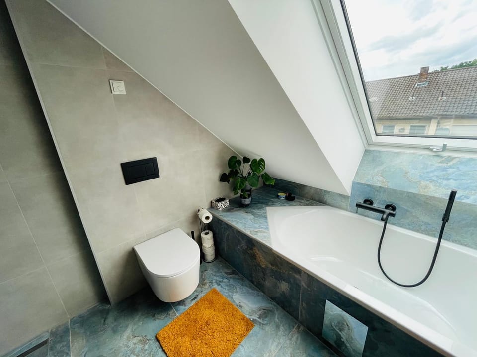 Bathroom, Bath