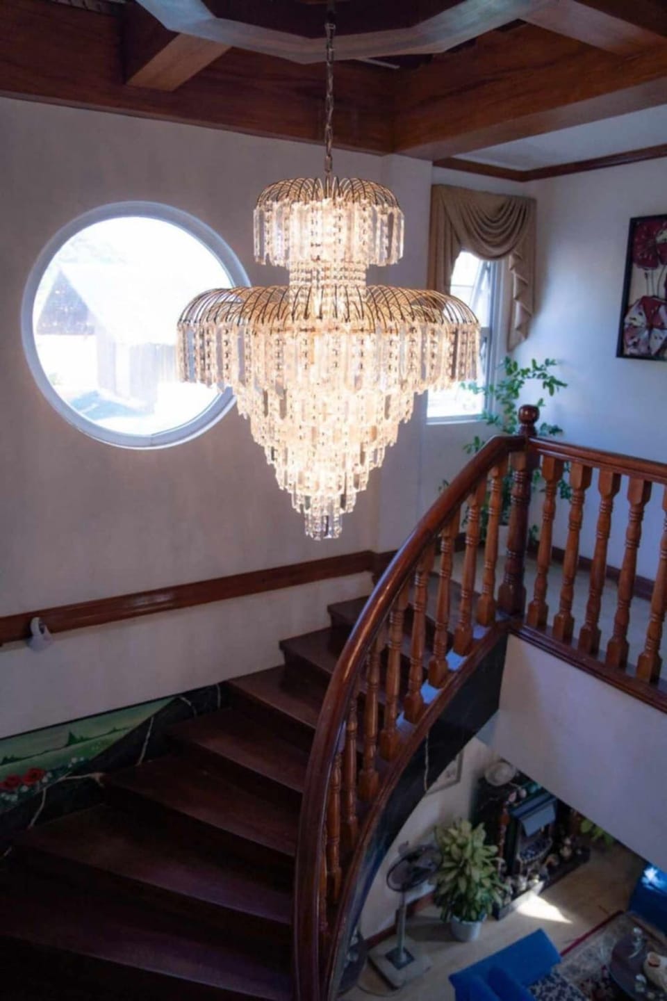 Lustria White Castle House in Iloilo City