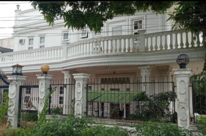 Property building, Garden, Balcony/Terrace