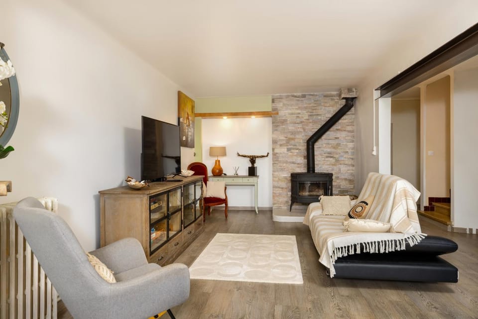 TV and multimedia, Living room, Seating area
