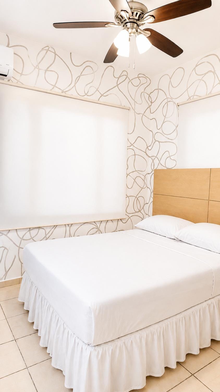 Bed, Photo of the whole room, Bedroom, air conditioner