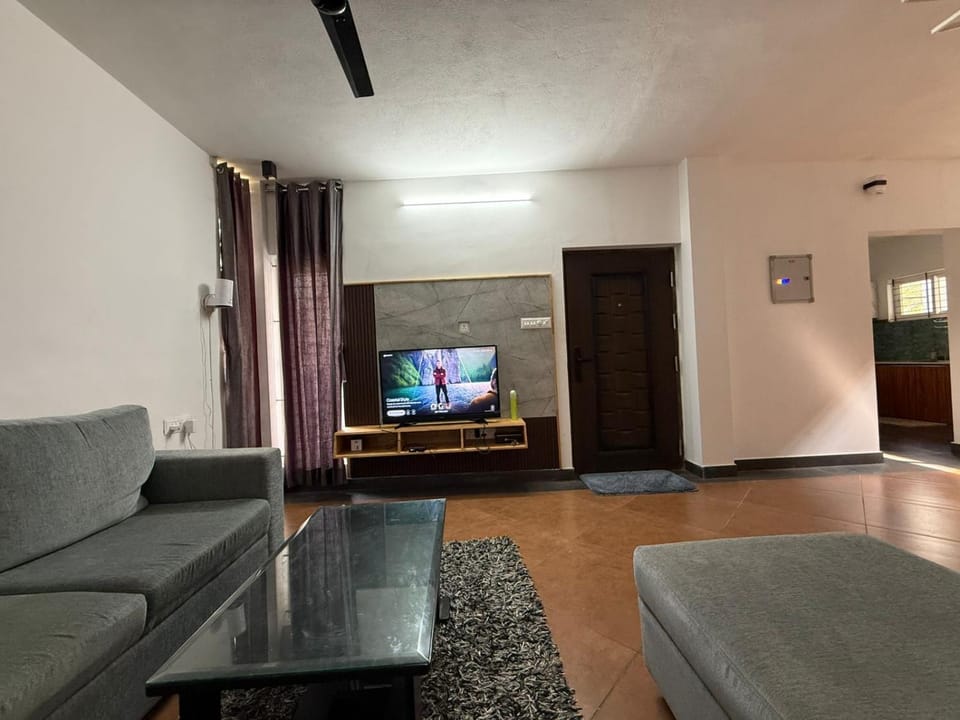 Communal lounge/ TV room, TV and multimedia