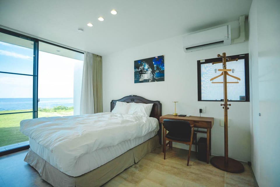 Natural landscape, Bedroom, Sea view