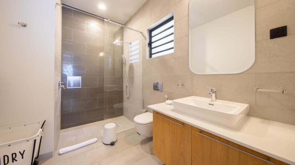 Pointe d'Azur Beachfront Homes - Pereybere Apartment in Grand Baie