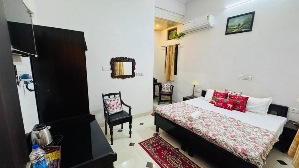 HOTEL SHREE JMM s14 near by Hotel in Gujarat