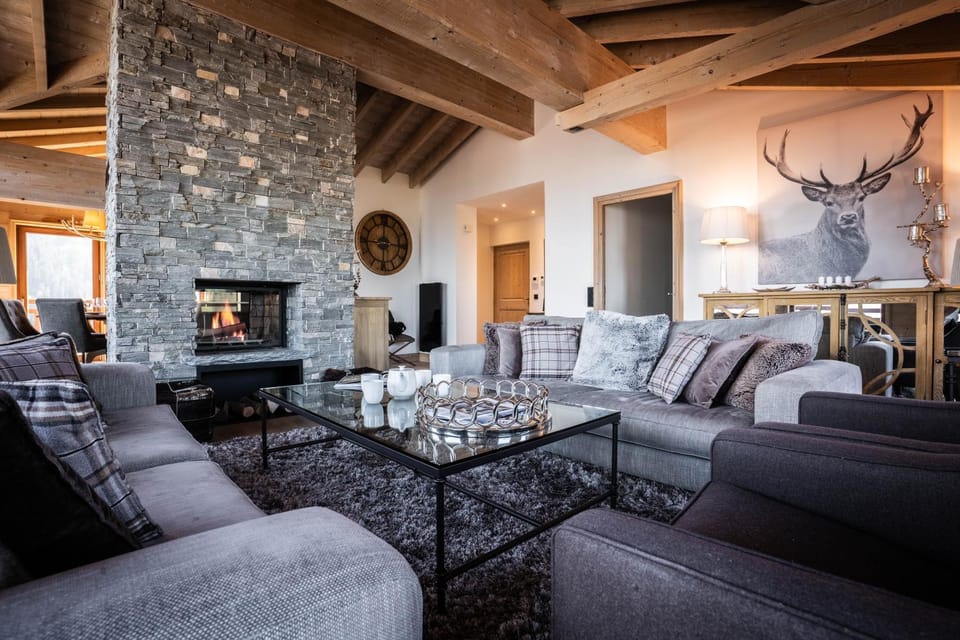 Living room, fireplace
