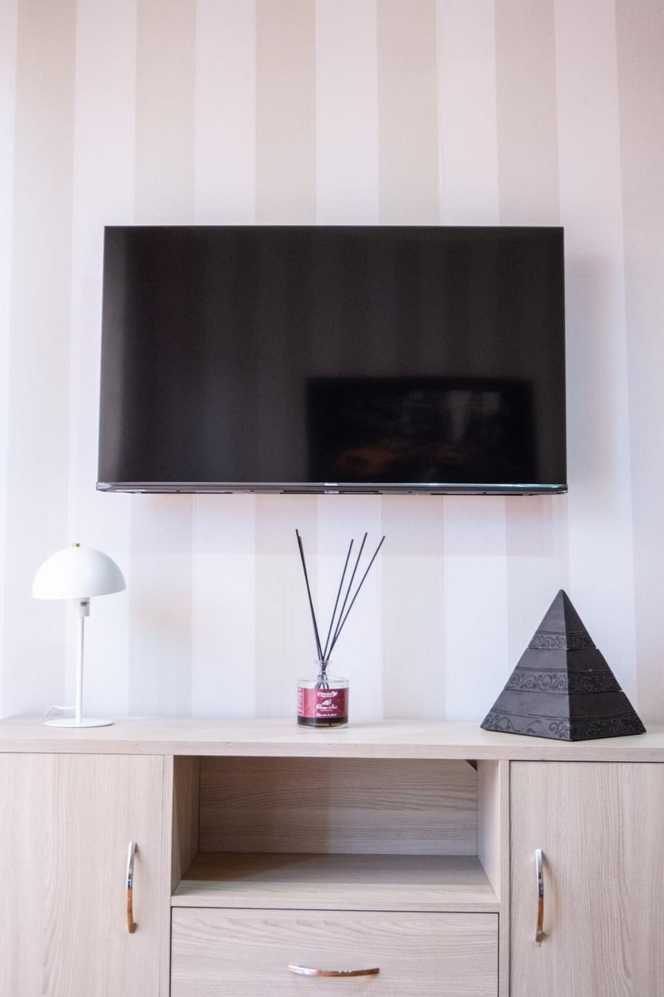 Communal lounge/ TV room, TV and multimedia