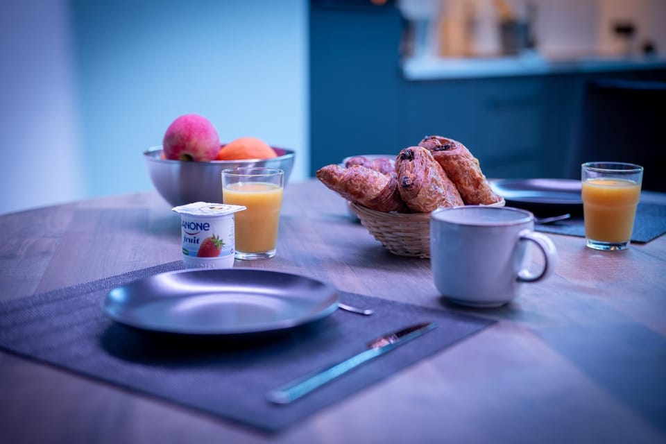 Breakfast, Continental breakfast