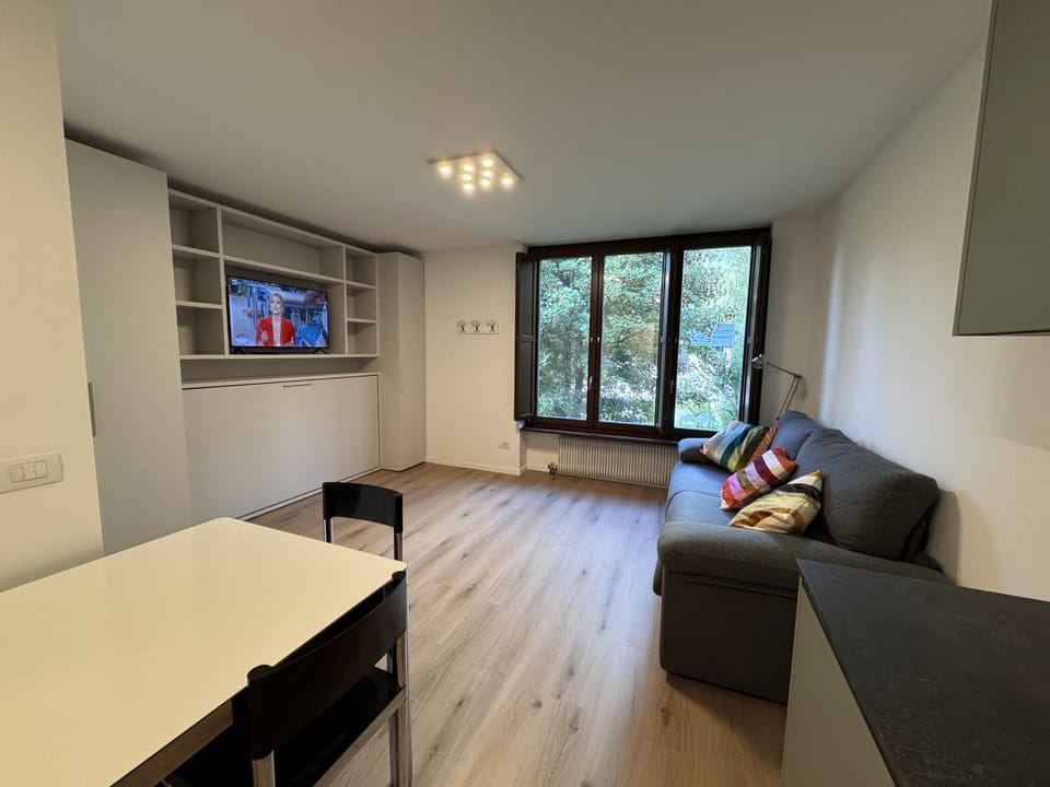 Communal lounge/ TV room, Living room