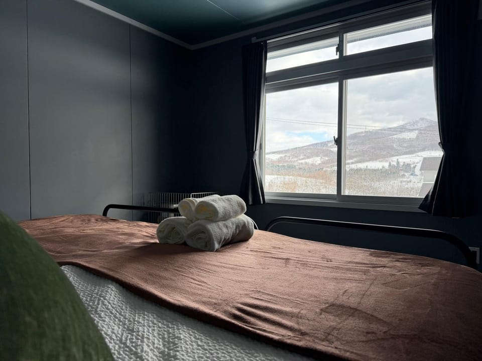 ルスツリゾート車5min温泉近く大人数向け貸切別荘Rusutsu Ski Stay111 House in Hokkaido Prefecture