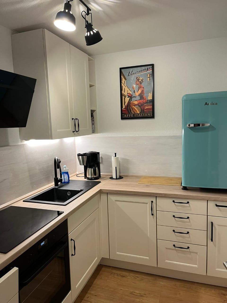 Kitchen or kitchenette, oven, stove