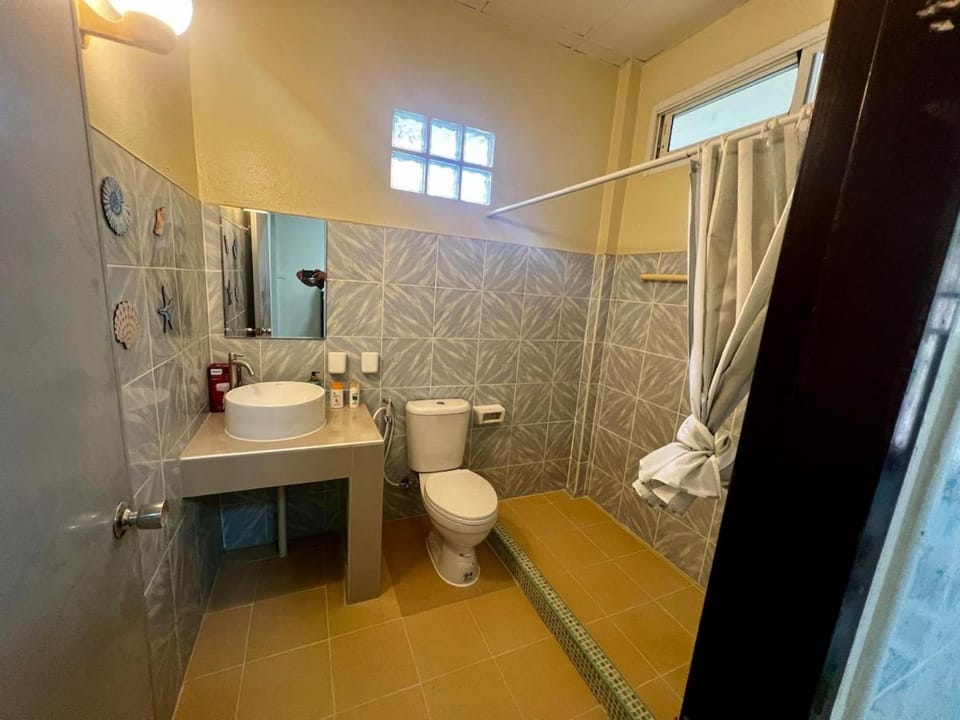 Beachfront Bungalow - Steps Away from the Sea House in Ko Samui