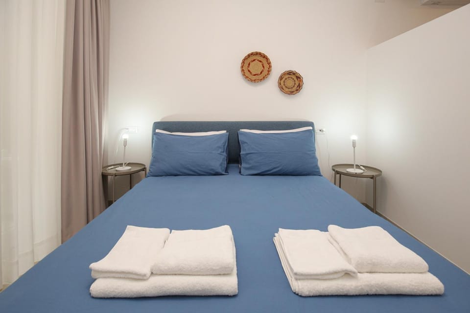 Living room, Bedroom