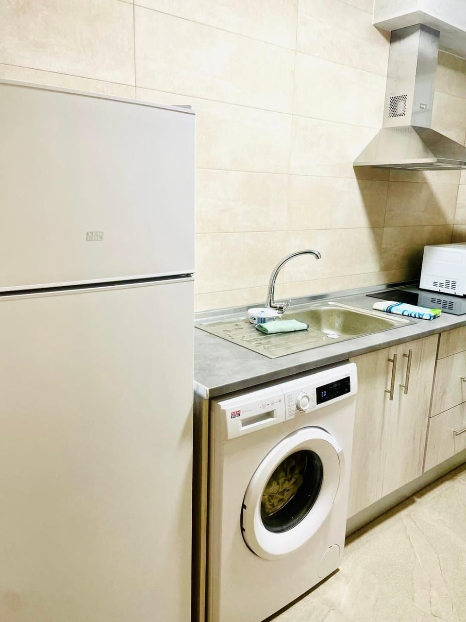 dishwasher, stove, washing machine