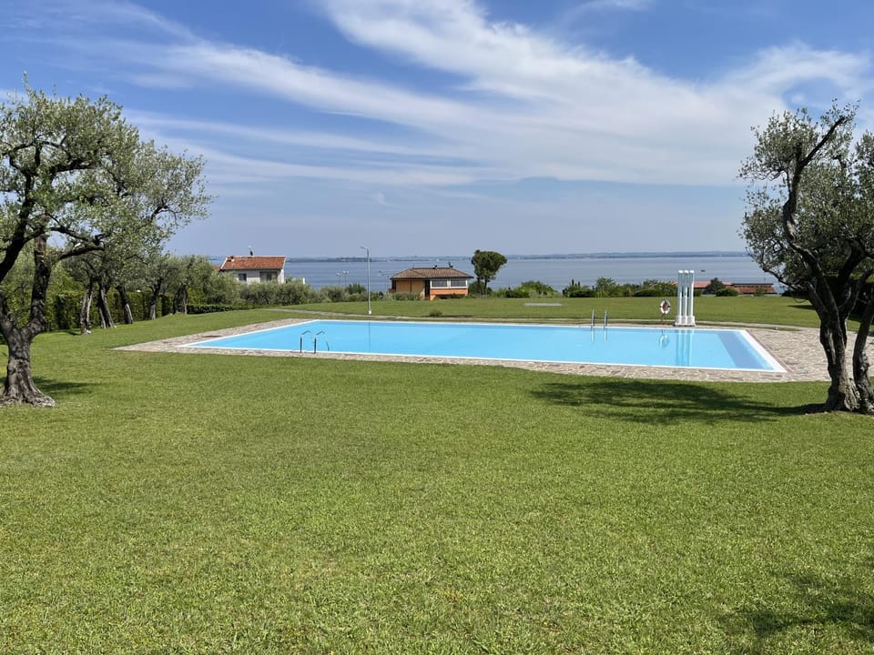Garda Prestige Retreat Chalet in Lake Garda