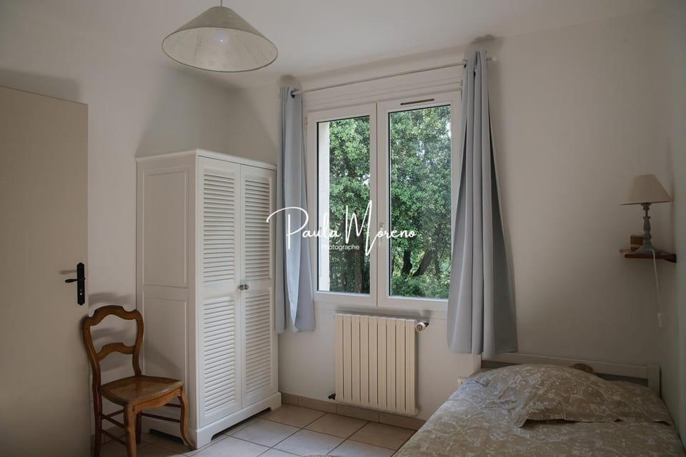 Property building, Living room, Bedroom